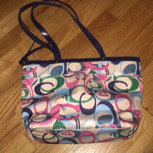 Coach Purse - Picture 4 of 4